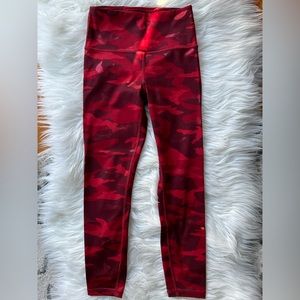 Athleta Elation Train Printed 7/8 Tight